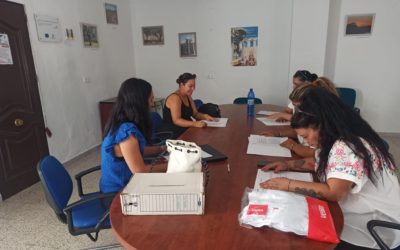 Profesionales de Villanueva de las Cruces participan en nuestra Formación de Acogida y Reciclaje