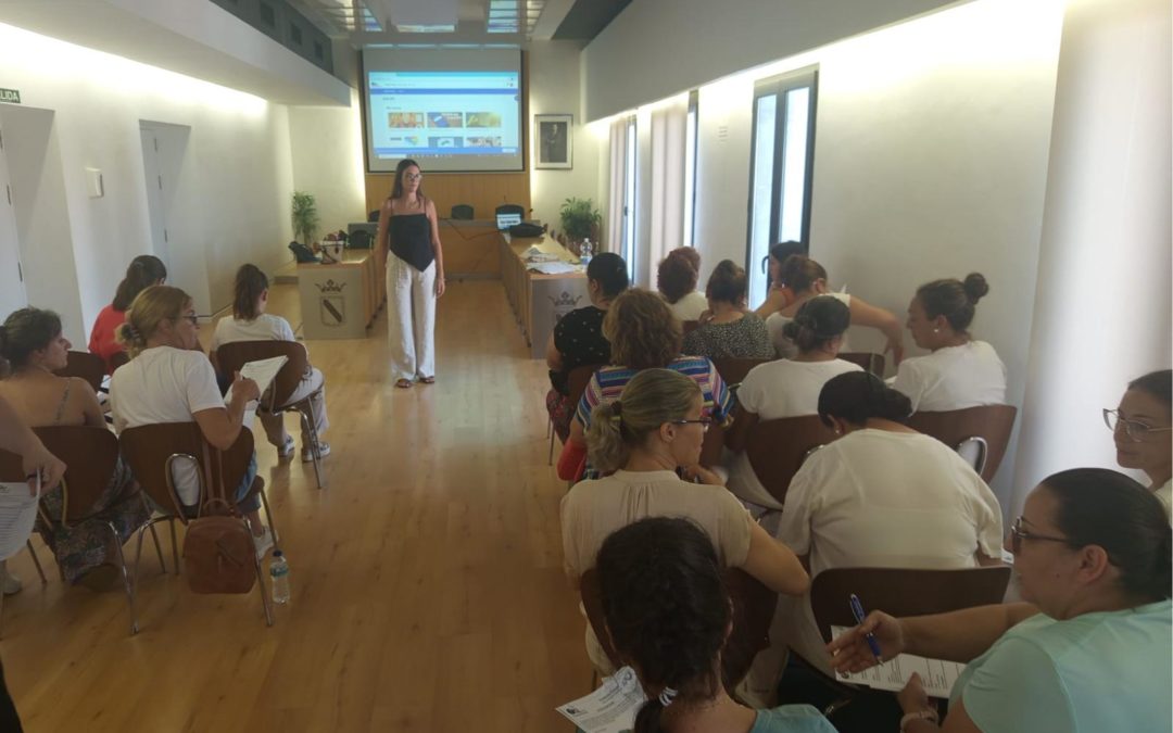 Arranca una formación especializada sobre el impacto emocional de la ELA dirigida al personal del Servicio de Ayuda a Domicilio