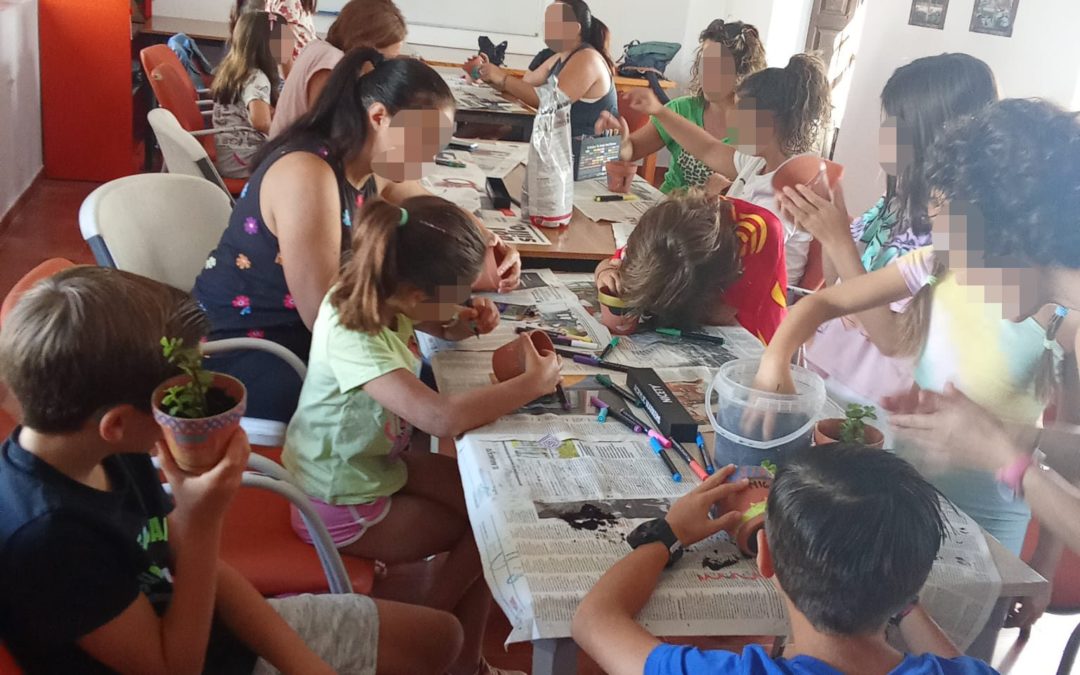 Veraneando en la Sierra Este con los Talleres de Crecimiento Personal y Social para la Infancia y la Adolescencia de la Diputación de Huelva y gestionados por EDIA Social