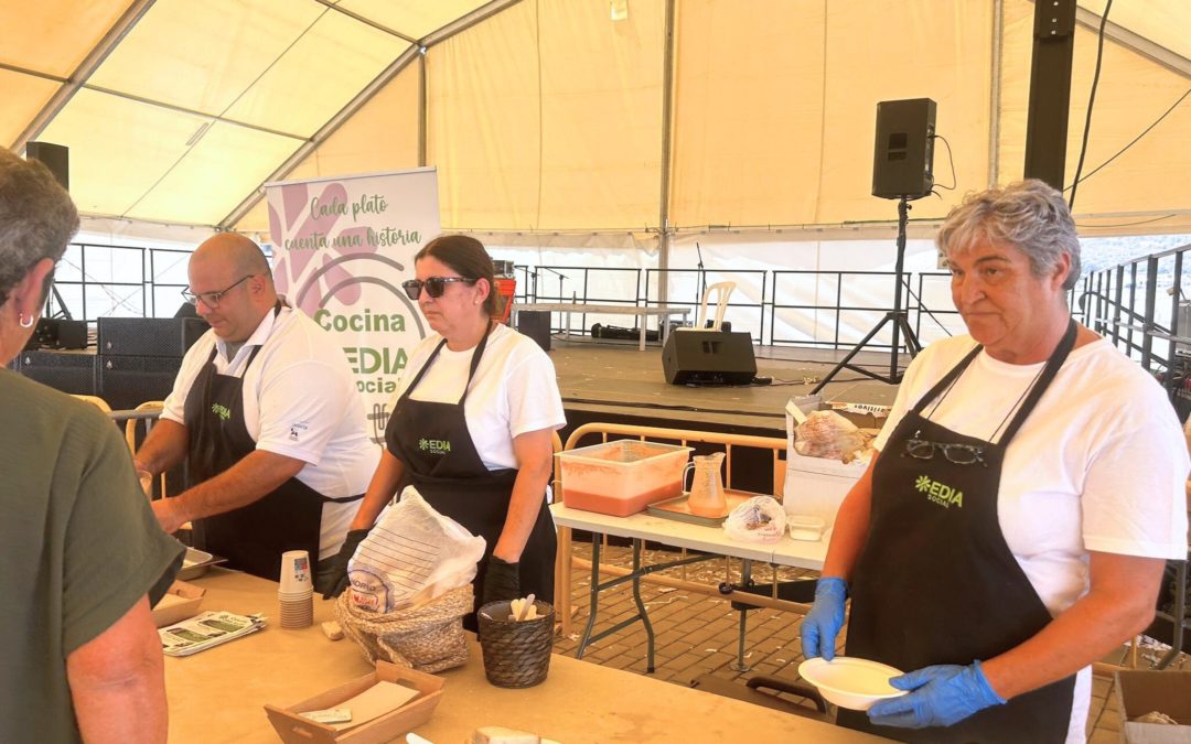 Nuestra Cocina Social pone la guinda al pastel en la Semana Cultural de El Almendro