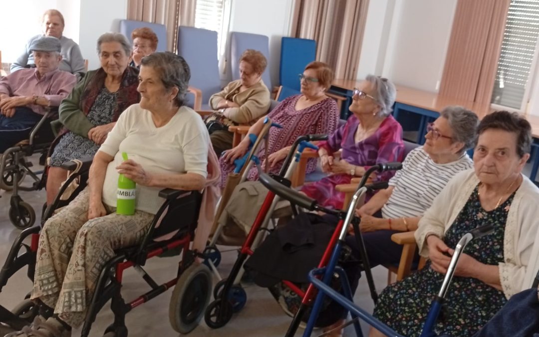 Celebramos la Semana de las Personas Mayores en Centro de Día de Puebla de Guzmán