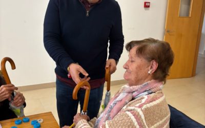 El alcalde visita el Centro de Día de Villanueva de los Castillejos