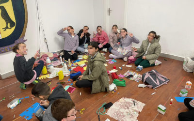 Comienza el mini proyecto Reciclarte en los Talleres de Crecimiento Personal