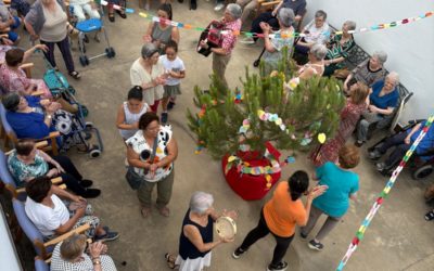 Actividades, convivencia y tradición protagonizan el mes de junio en el Centro de Día de Puebla de Guzmán