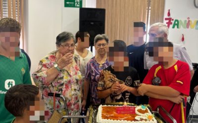 El Centro de Día de Puebla de Guzmán rinde homenaje a los abuelos con una jornada muy especial